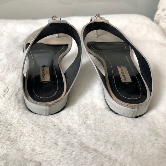 Balenciaga pearl gray studded flats - Picture 3 of 6